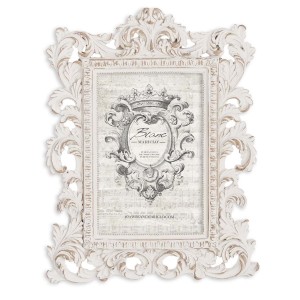 Polyresinový fotorám v bielom farebnom prevedení so zlatou patinou a dekorom v ošúchanom vintage štýle 18 x 1 x 24 cm Blanc Maricló 41794