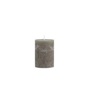 Rustikálna stĺpová sviečka v olivovej farbe 7x10 cm Chic Antique 33996