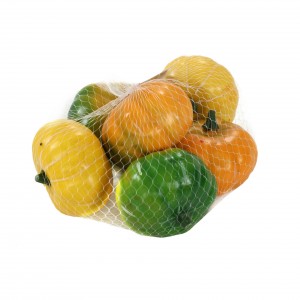 Jesenné tekvice v sieťke v kombinácií oranžovej, žltej a zelene farbe 35955