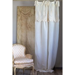 Látková záclona - záves v krémovej priehľadnej farbe s pútkami na zavesenie 140 x 290 cm Blanc Maricló 41818