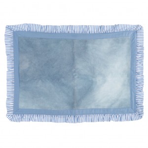Mäkučký modrý koberec s volánikovým lemom v schaby chic romantickom štýle 50 x 80 cm 37269