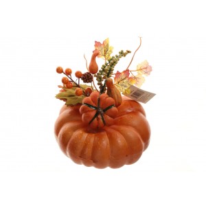 Umelá jesenná dekorácia - kompozícia tekvice s vetvičkami a malými tekvičkami 15 cm 38530