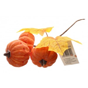 Umelá jesenná dekorácia vetvičky s tromi oranžovými tekvicami a listami na stonke 24 cm 41776